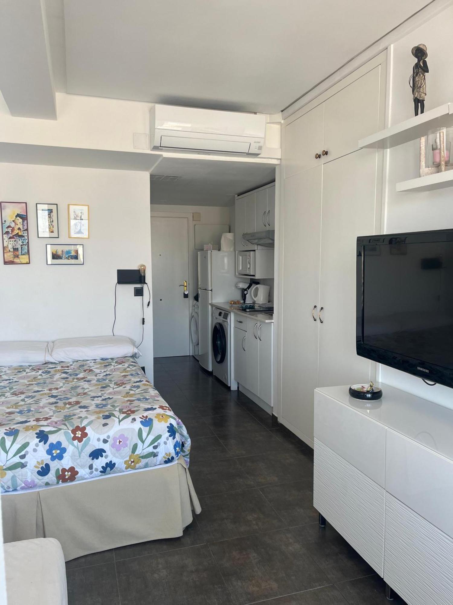 Centrico Apartamento En El Riscal Alicante Dış mekan fotoğraf